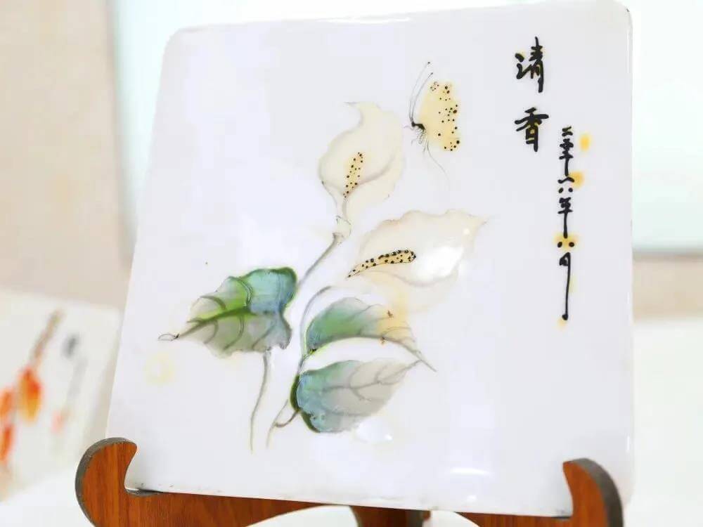 果酱画 | 一刷一抹一划,生灵跃然盘上!