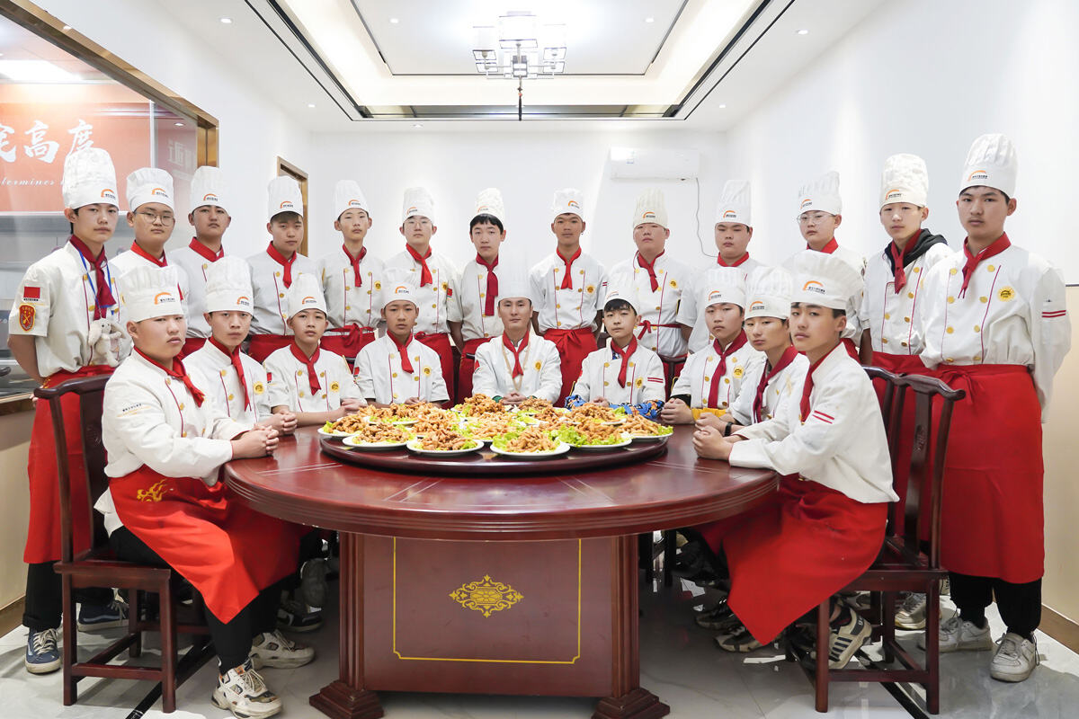 微信图片_20220428150741.jpg